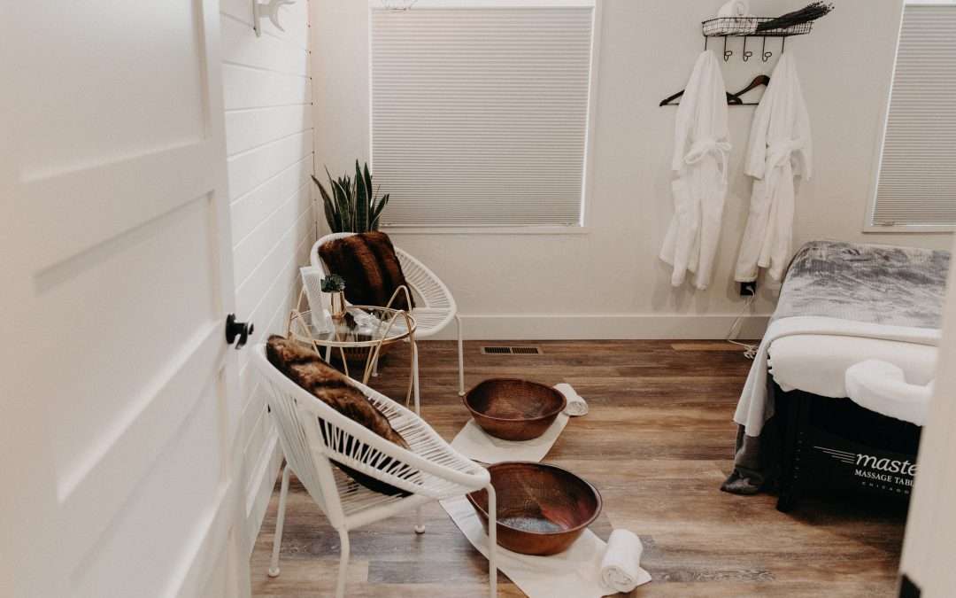 5 Reasons to Get a Couples Massage